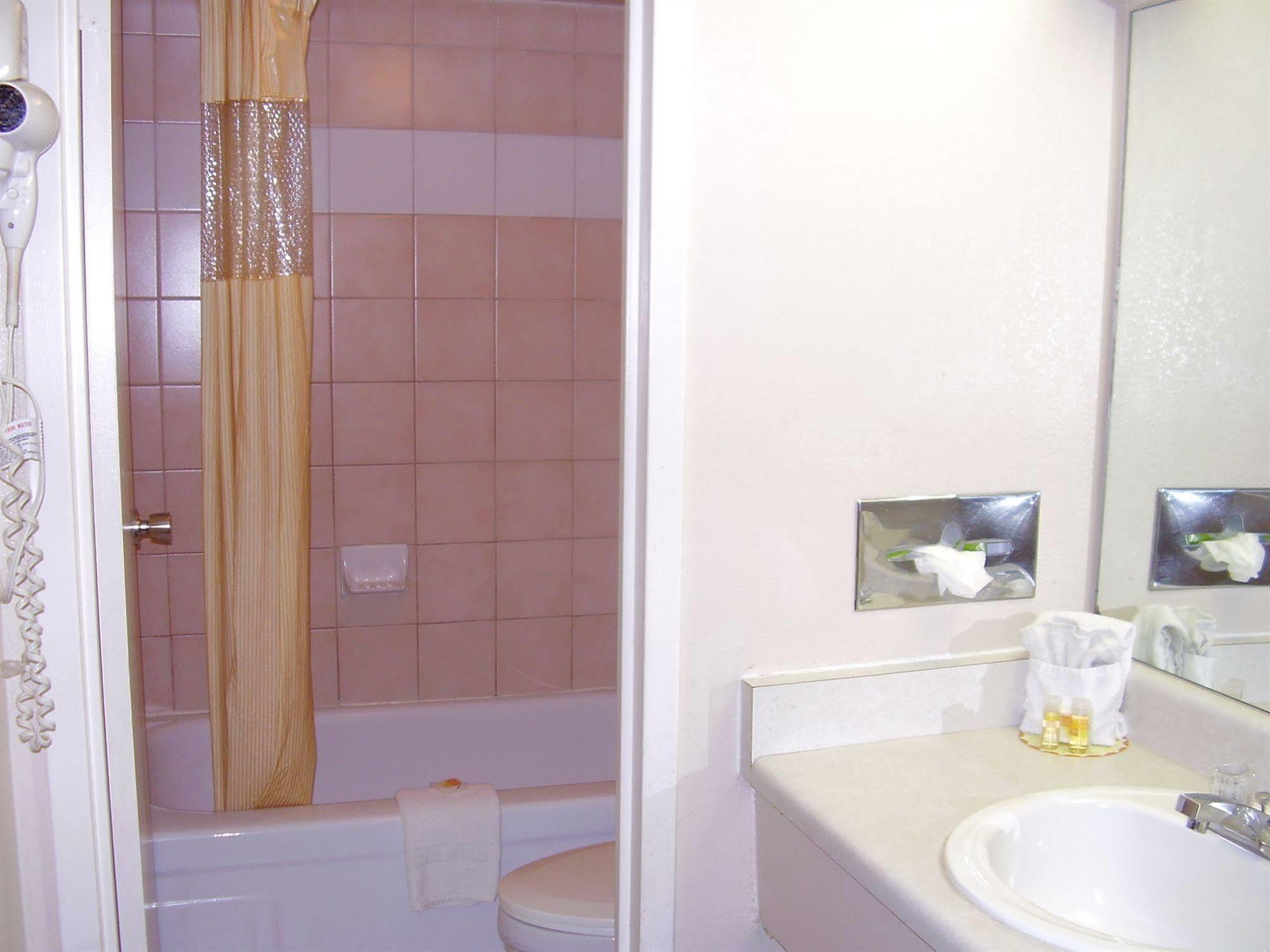 Vacation Inn Феникс Экстерьер фото